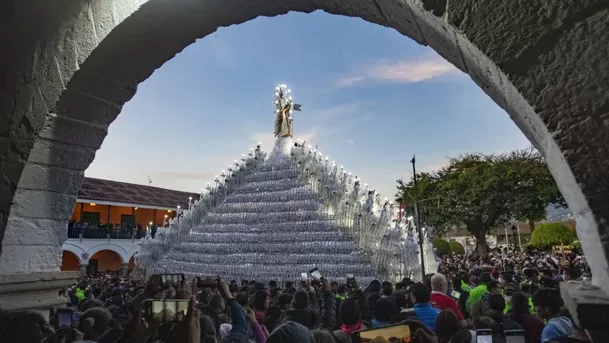 Procesión del Señor de la Resurrección en Ayacucho, Perú. (Foto: Andina) Procesión del Señor de la Resurrección en Ayacucho, Perú. (Foto: Andina)