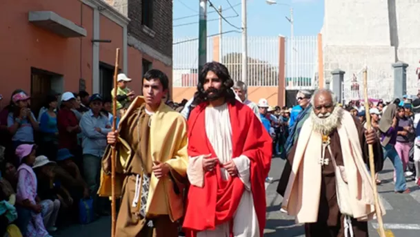 La fechas de Semana Santa se definen de acuerdo al calendario lunar. 