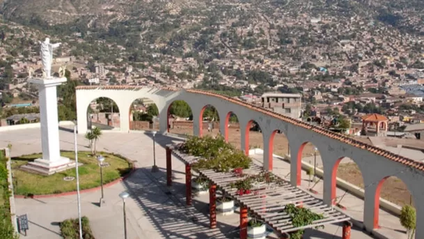 Mirador de Acuchimay. (Foto: Huancaraylla Tours Perú) Mirador de Acuchimay. (Foto: Huancaraylla Tours Perú)