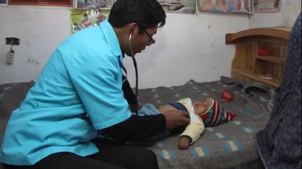 Bebés, niños y adultos mayores son los más vulnerables a la tos ferina. (Foto: Andina)