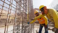¿Trabajas en el sector construcción? Conoce lo que te deben pagar