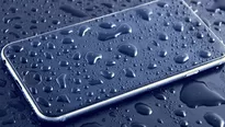 Tips para salvar tu celular luego de caer al agua