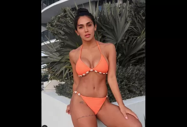 Vania Bludau bikini Instagram
