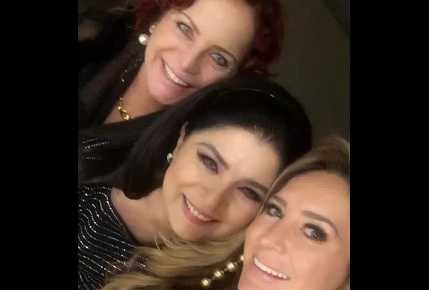 Victoria Ruffo celebró su amistad con actriz peruana con esta fotografía