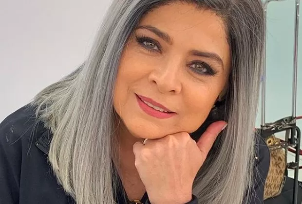 Victoria Ruffo reaparece con look radicalmente distinto y así reaccionan en redes