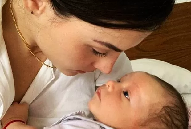 Zuria Vega disfruta de los primeros meses de su hijo Luka junto a Alberto Guerra